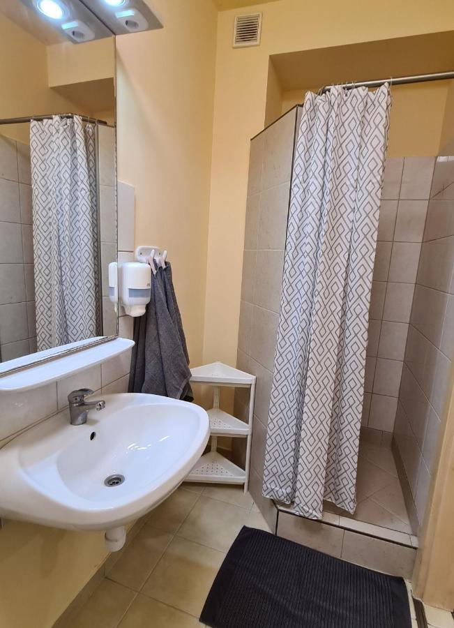 Lucsony Apartman Mosonmagyaróvár Zewnętrze zdjęcie