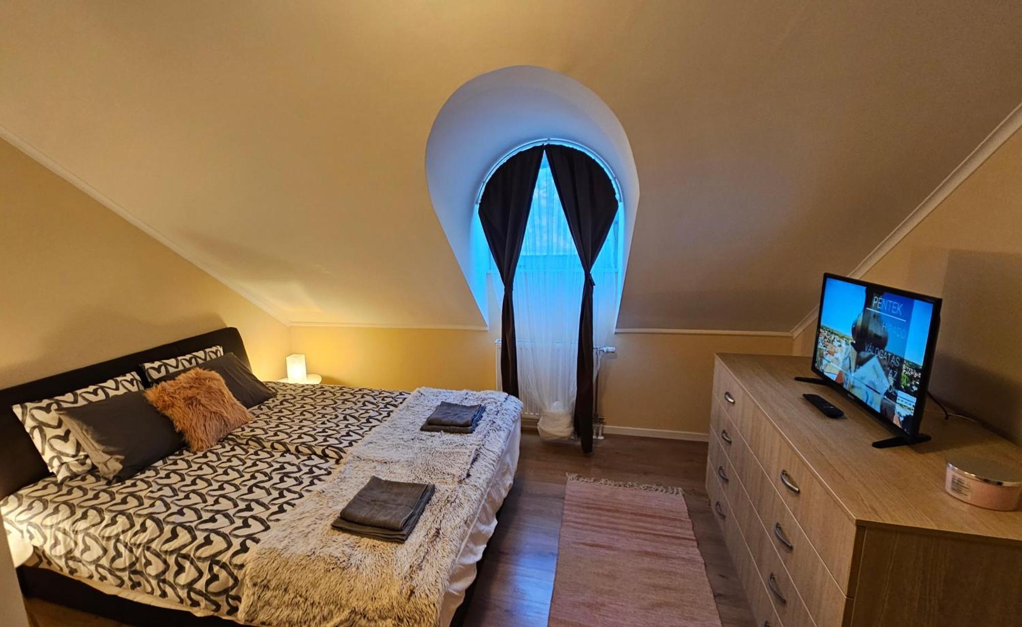 Lucsony Apartman Mosonmagyaróvár Zewnętrze zdjęcie